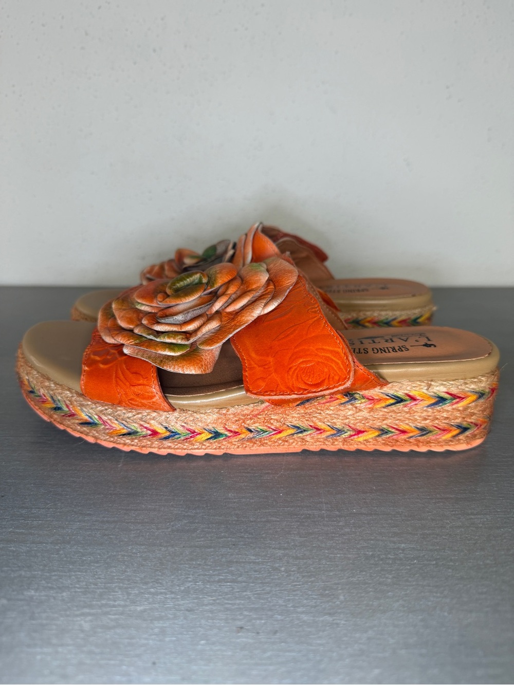L'Artiste Balharbor Women's Size 9 Orange Leather Flower Boho Comfort Sandals - Picture 3 of 9